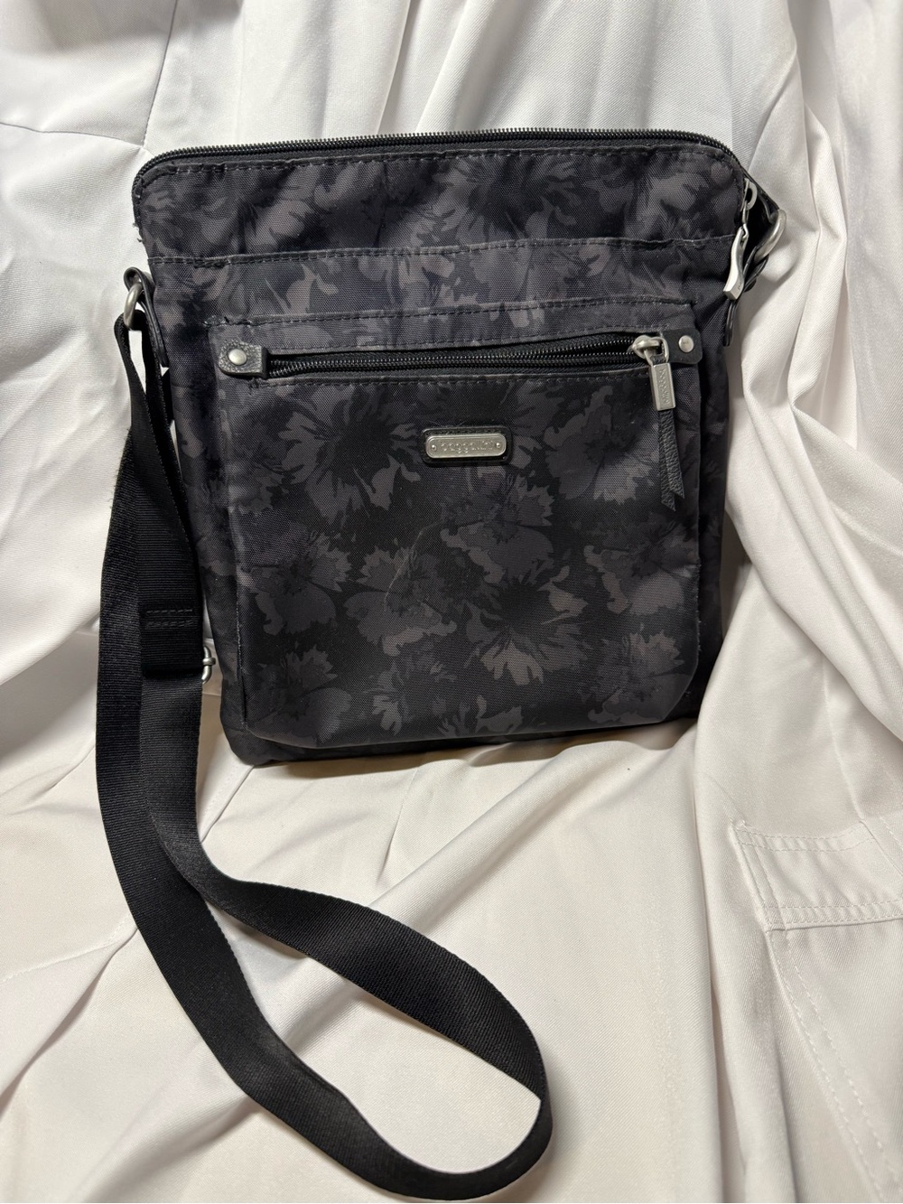 Baggallini Black Floral Crossbody Bag